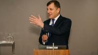 Lord Jonathan Kestenbaum's Insight on the Growing Gap Between Market Price and Intrinsic Value