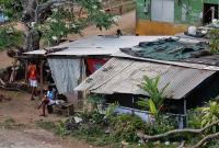Who gets Pacific remittances and state assistance, and how much?