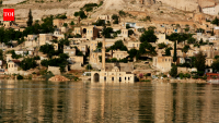 Lost Sunken Silk Road city found under Kyrgyzstan's largest lake: What happened to the important trade center