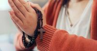 Bishop Munilla shares 5 reasons to pray the rosary every day in October