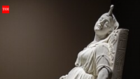 In 1876, a New York artist sculpted Cleopatra’s death; 100 years later, it was found as a horse’s gravestone
