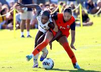UCSC women’s soccer scorches D-II Sunbirds on senior day | Local Roundup