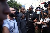 Paris suburb mayor acts as human shield to protect student protesters from police