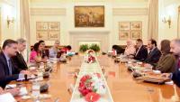 Oman, India discuss enhancing economic partnership, expanding joint cooperation