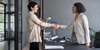 Job-hopping got workers an 18% raise in 2022. Now it’s 8%—and Gen Z is hurt the most
