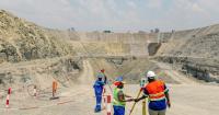 Zimbabwe unlocks $100 million for a $500 million mining project with 44 million ounces in reserves