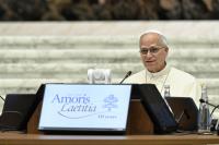 Pope Leo opens Vatican bishops’ meeting calling attention to the ‘fragility of families’