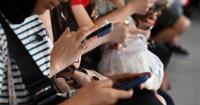 What we really lose when the phone replaces a book and we read only social media