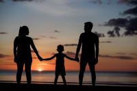 What salary do you need to sponsor family in Dubai?