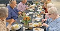 Farmers Market hosts Farm-to-Table meal