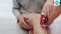 Why do your knees hurt by the end of the day? From overuse and arthritis to lifestyle habits, listing all the common cause