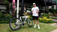 Malaysia to Singapore: Bottas cycles epic 400km