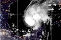En español: El huracán Isaías se dirige hacia las costas de Florida, Alabama y Mississippi