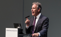 Law firms must be ready for AI-empowered clients, warns Richard Susskind