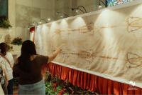 Shroud of Turin consecrated replica featured in exhibit at Manila Cathedral