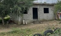 In Mexico, heir fears mother's cinder-block house is a teardown, then hears 'it'll stand'