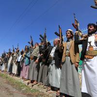 Houthi attacks disrupt Saudi flights as allies weigh support