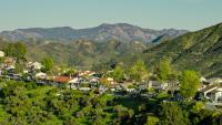 The 'Beverly Hills Of Ventura County' Is California's Storybook Lake Town With Vineyards And Gourmet Eats