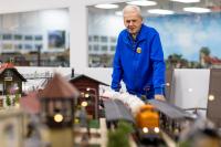 Mammoth model train display fills 4,000-square-foot Virginia Beach warehouse