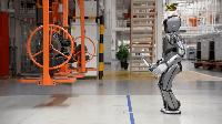 Chinese humanoid robots set to take on logistics jobs at Volkswagen factories