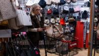 Consumer Sentiment Drops In October On Rising Inflation Concerns