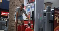 Oil headed for weekly gain on impact of Middle East tension and Hurricane Isaias