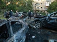 Russian strikes kill 2 in Ukraine as Kyiv struggles to counter escalating attacks