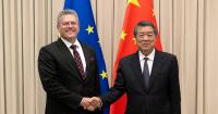 EU and China strike interim trade deal that could cut Chinese hybrid exports