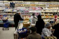 US consumer sentiment near record low as frustration over economy mounts