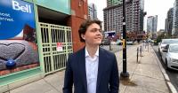 Ottawa teen turns social media clips into big business, attracting major clients