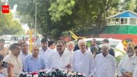 ‘CM has no concern for farmers’: INLD slams Saini’s foreign trip, meets guv over procurement crisis
