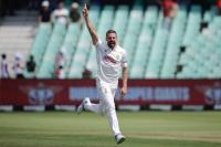 Australia struggle against SA quicks in first Test