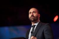 Brazilian Supreme Court Orders Eduardo Bolsonaro’s Arrest as Brother Flávio Leads Presidential Runoff Race