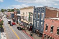 Discover One of Kentucky’s Most Unique Small Cities—With ‘Walking Dead’ Ties and a Mural-filled Main Street
