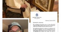 Pope Francis' Coffee-Painted Portrait by Erguvan Art & Academy CEO Dr. Ali Karatay Presented at the Vatican
