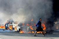 Clashes lead S Africa to withdraw asylum orders