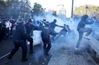 France faces scrutiny over police response to student protests