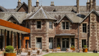 Job opportunity at Andy Murray's Dunblane hotel with free meals included