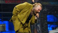 Review & setlist: Teddy Swims brings the soul — and flying hotdogs — to TD Garden