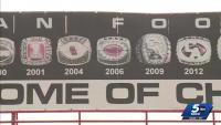 Oklahoma high school football powerhouse Carl Albert produces rings and big-time recruits for OU