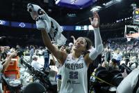 Saturday Links: Golden State Valkyries Sweep Aces, Advance to First WNBA Finals