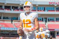 Georgie MacIntyre makes 1st career start for Tennessee football: Live updates from Donald W. Reynolds Razorback Stadium