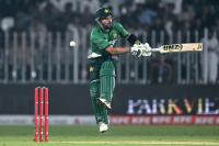 Farhan leads Pakistan to T20 win over Lanka