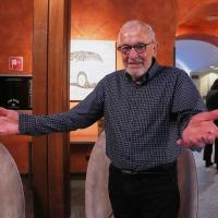 Ghost-particle hunter wins physics prize