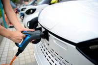 Severe Charging Facility Shortage During Holiday Week Highlights China’s EV Infrastructure Gap: Analysts