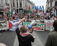 More Than 250,000 March in London in Solidarity With Palestinians