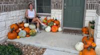 Texas woman charges up to $2,000 to decorate people’s porches with pumpkins — and her business is thriving