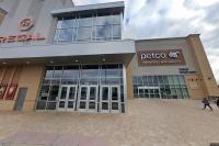 Staten Island Robber Assaults Teen Worker at Bricktown Centre