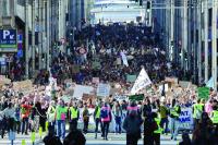 Thousands urge climate action in Brussels