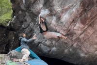 Jana Švecová Climbs an Italian V14